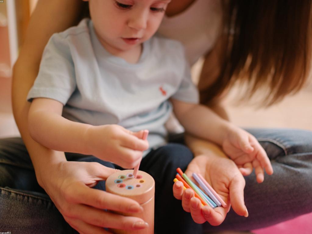 សកម្មភាពពិសេស: ការបង្កើនភាពច្នៃប្រឌិត និងការច្នៃប្រឌិតក្នុងការអភិវឌ្ឍន៍